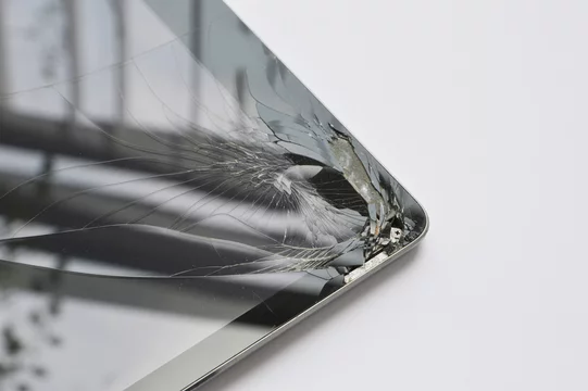 Замена стекла на iPad в Перми