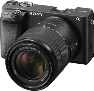 Замена объектива на фотоаппарате Sony в Перми